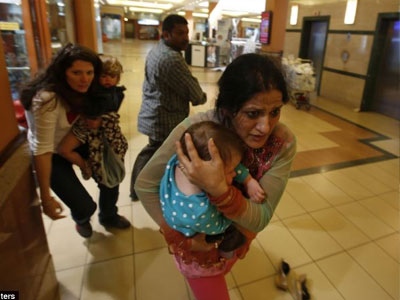 Ναϊρόμπι: Εξτρεμιστές ισλαμιστές ανέλαβαν την ευθύνη για το μακελειό Ναϊρόμπι: Εξτρεμιστές ισλαμιστές ανέλαβαν την ευθύνη για το μακελειό